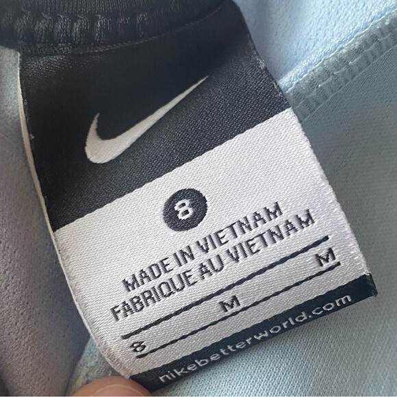 Nike Women’s striped swimsuit tankini bathing suit top racerback size Medium 8 - Picture 7 of 9